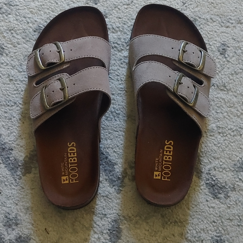 White Mountain sandals
